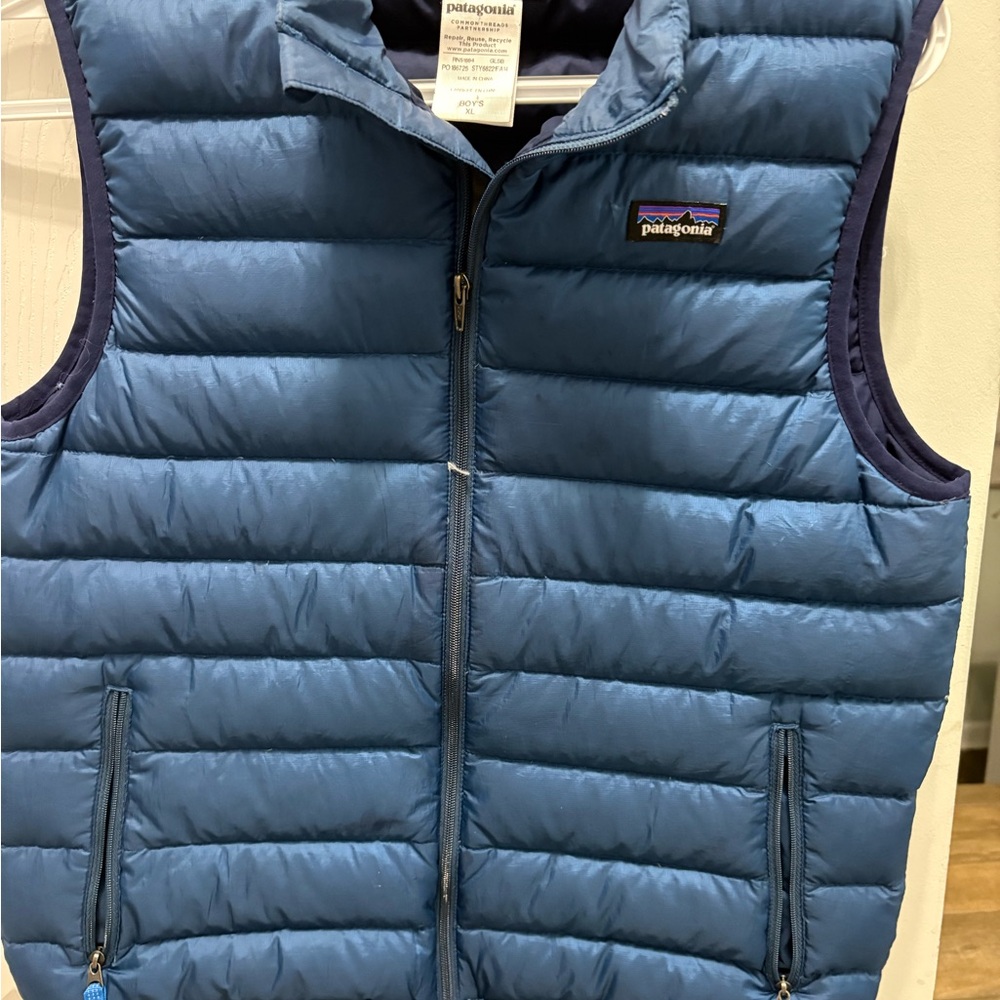 Patagonia Navy Puffer Vest